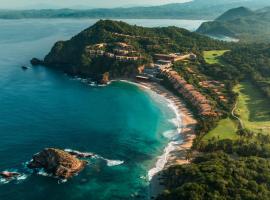 Four Seasons Resort Tamarindo, M&eacute;xico，位于Cihuatl&aacute;n的度假村