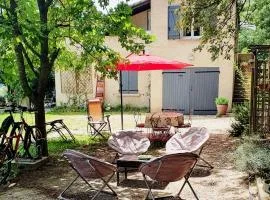 Les Marronniers Charmant petit appartement a La Tour d'Aigues Vaucluse