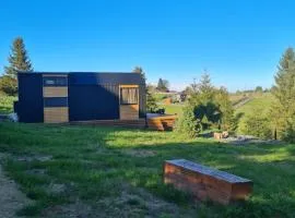 Natura Tiny House，位于马里瑟尔的小屋