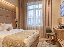 Hotel The Pacific Suites Near delhi internationl airport