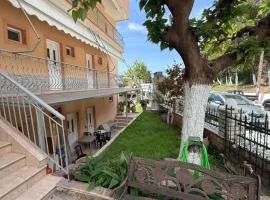 Fiore House