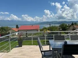 Vila V & S