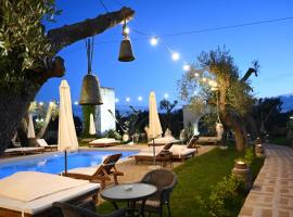 Li Canali Reali，位于梅萨涅的带泳池的酒店