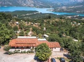Campasun Camping de l'Aigle，位于艾吉纳的露营地