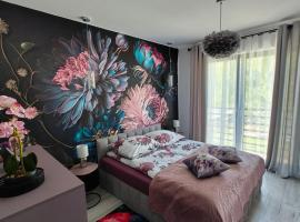 Domek Liliowe Marzenie，位于赫扎努夫的酒店