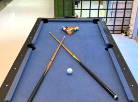 PROpaganda Hostel，位于帕干岛的酒店