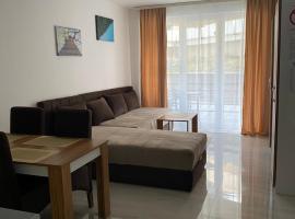 Prenoćište Silver Lux Srebrno Jezero 11，位于大格拉迪什泰的酒店