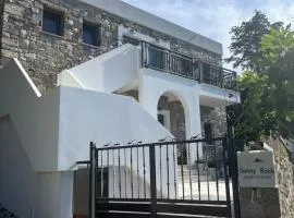 Sunny Rock Apartments