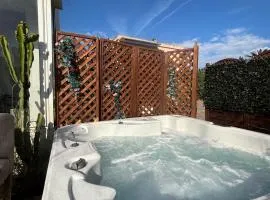 Hotel Sable Et Soleil - Port, Plage & Jacuzzi privé