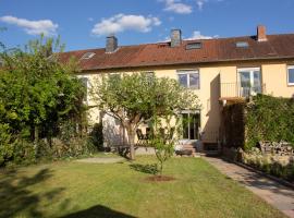Ferienhaus Mittendrin zwischen Altstadt und Natur in Celle，位于策勒的酒店