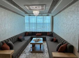 Ibtissam luxury residence，位于拉腊什的酒店