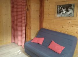 Gite 2-3 personnes Arçon proche Pontarlier，位于Arçon的酒店
