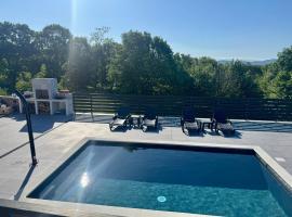 Villa Si'Seta，位于克尔克的带泳池的酒店