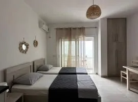 Doras room