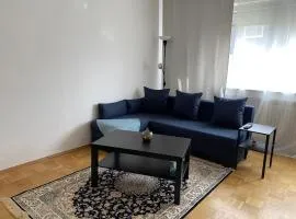 Cozy Apartment 6 at Cathedral