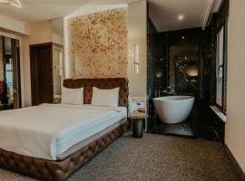 Highgarden Hotel，位于第比利斯第比利斯国际机场 - TBS附近的酒店