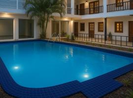 XRP Candolim Holidays，位于坎多林的酒店