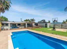 Malibu Palms - Echuca Holiday Homes