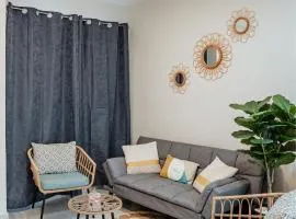 Modern house, 5 minutes from El Salvador Airport