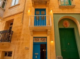 Traditional Maltese Family Townhouse - Cospicua