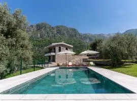Family House Giardino Verde