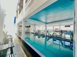 Pay Ocean Valley Hotel