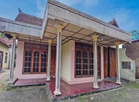OYO Life 93662 Kost Pak Budi，位于Sragen的酒店