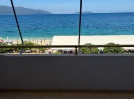 Sunny beach Jonufer