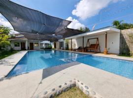CMJ Private Resort，位于锡朗的酒店
