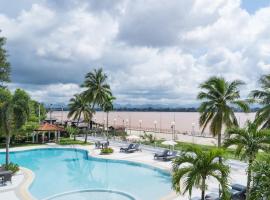 Fortune River View Hotel Nakhon Phanom，位于那空拍侬府的酒店