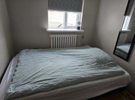 Sól - S12 Guesthouse，位于凯夫拉维克的酒店