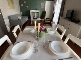 Cottage les Écuries du faubourg，位于贝休恩的酒店