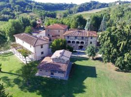 Antico Borgo La Torre Agriturismo，位于雷杰洛的农家乐