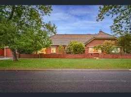 Classic Albury Charm