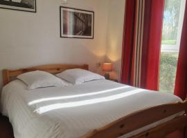 Agape Hotel Niort- Bessines，位于Bessines的酒店