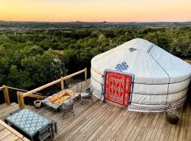 Amazing Yurt for Couples with Stunning Views in Wimberley, Texas