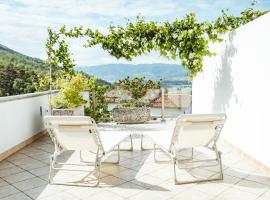 Apartma Frigidum，位于维帕瓦的酒店