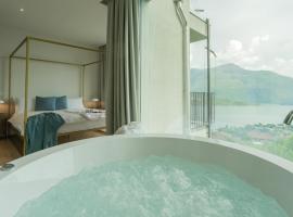 Valarin Luxury Apartments & Wellness, Vercana by Rent All Como，位于韦尔卡纳的酒店