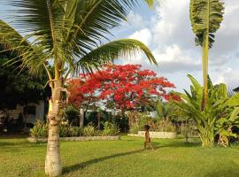 BeautyByNature Estate by "Khadija&Family", unique private rooms, homemade dishes in a wonderful setting，位于Wa的酒店