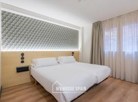 Novarooms by MyHouseSpain，位于希洪的酒店