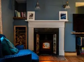 Adorable quirky country cottage