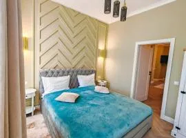 Olive Apartment 1 - w Free Parking, self-checkin, 5 min from Aquapark Nymphaea