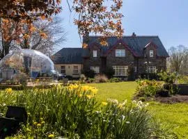 Rossclare Lodge