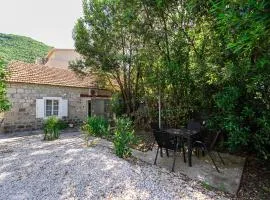 Holiday Home Nino