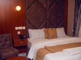 Havana Inn & Suites，位于Ogwashi Uku的酒店