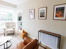 Stylish 2-Bed Apartment in the Heritage Quarter