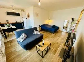 Studio Lumineux avec Balcon - Proche Gare & Centre