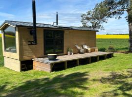Tinyhouse Březina，位于Dolní Bezděkov的酒店