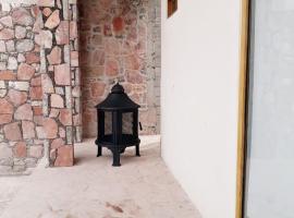 El Callejón PLATA，位于雷亚尔卡托尔塞的酒店