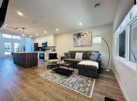 Skyridge Resort -New Townhouse Near Banff Entrance，位于坎莫尔的酒店